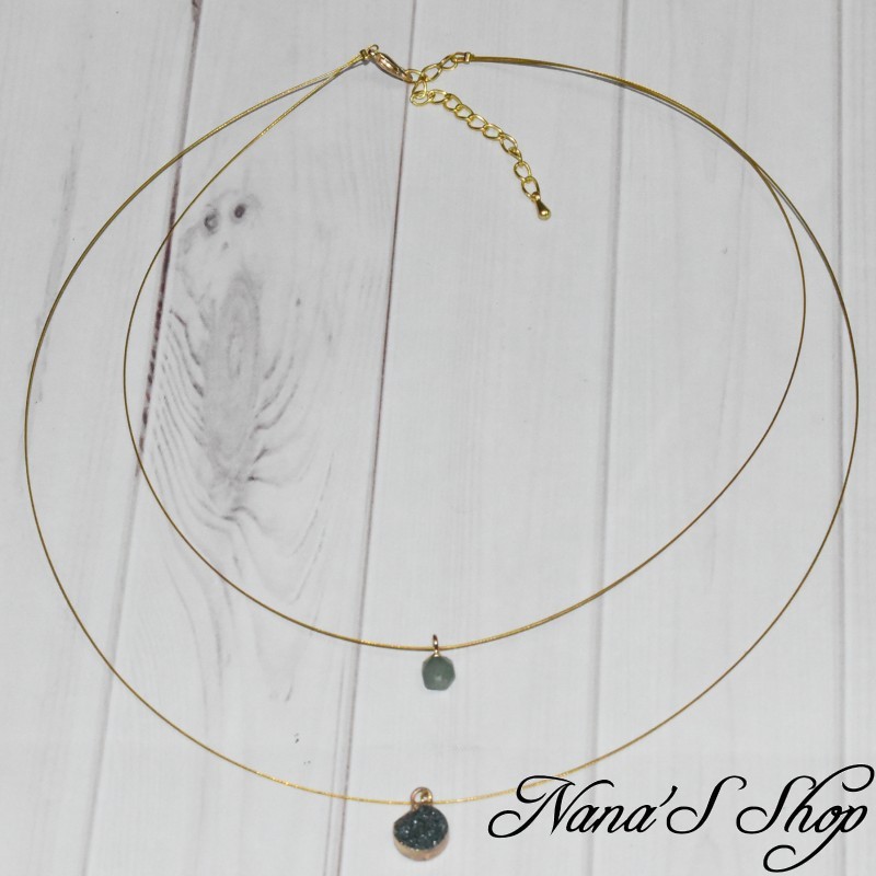 Collier doré double rang, réglable et pendentif pierre en Quartz verte à facette et pendentif Druzy de forme ronde.