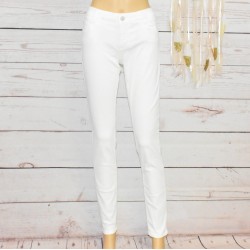 Pantalon slim en Jeans, modèle Shadow, de la marque Nina Kaufmann, style simple et  coloris uni blanc.