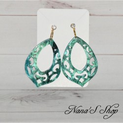 Boucles d'oreilles Arabesque, résine coloré, effet nacré, modèle 1, coloris vert.
